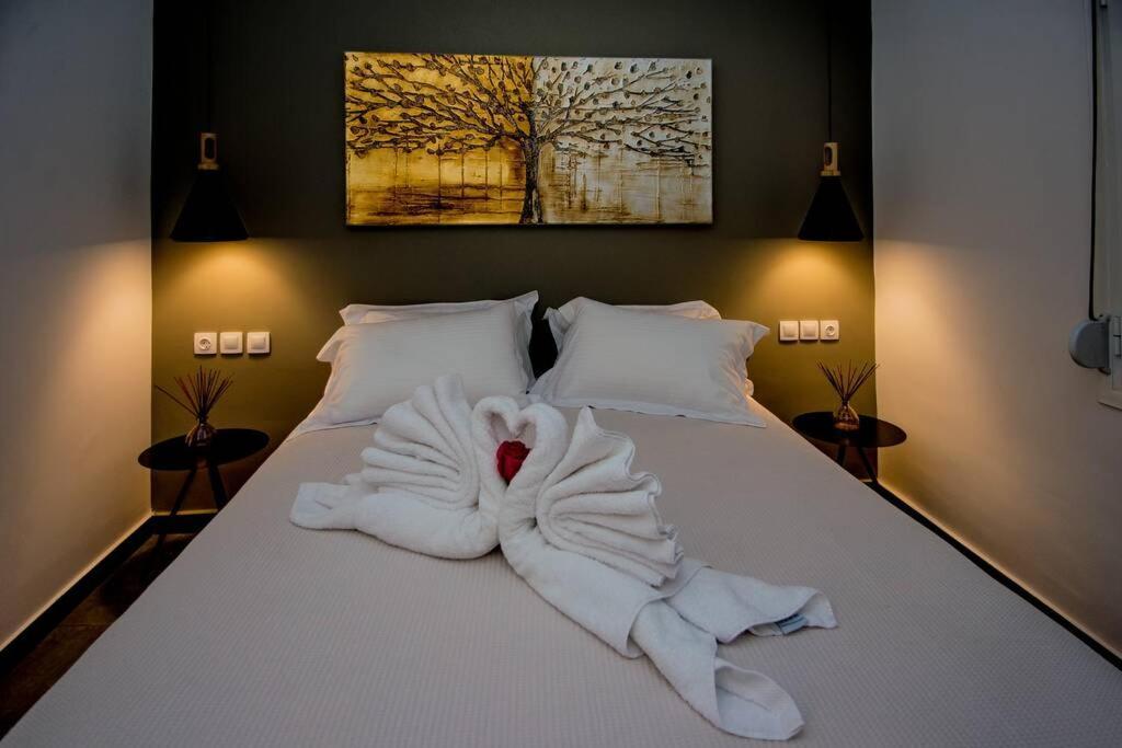 Avocado Villa Offering Peace And Relaxation 아르고스톨리온 외부 사진